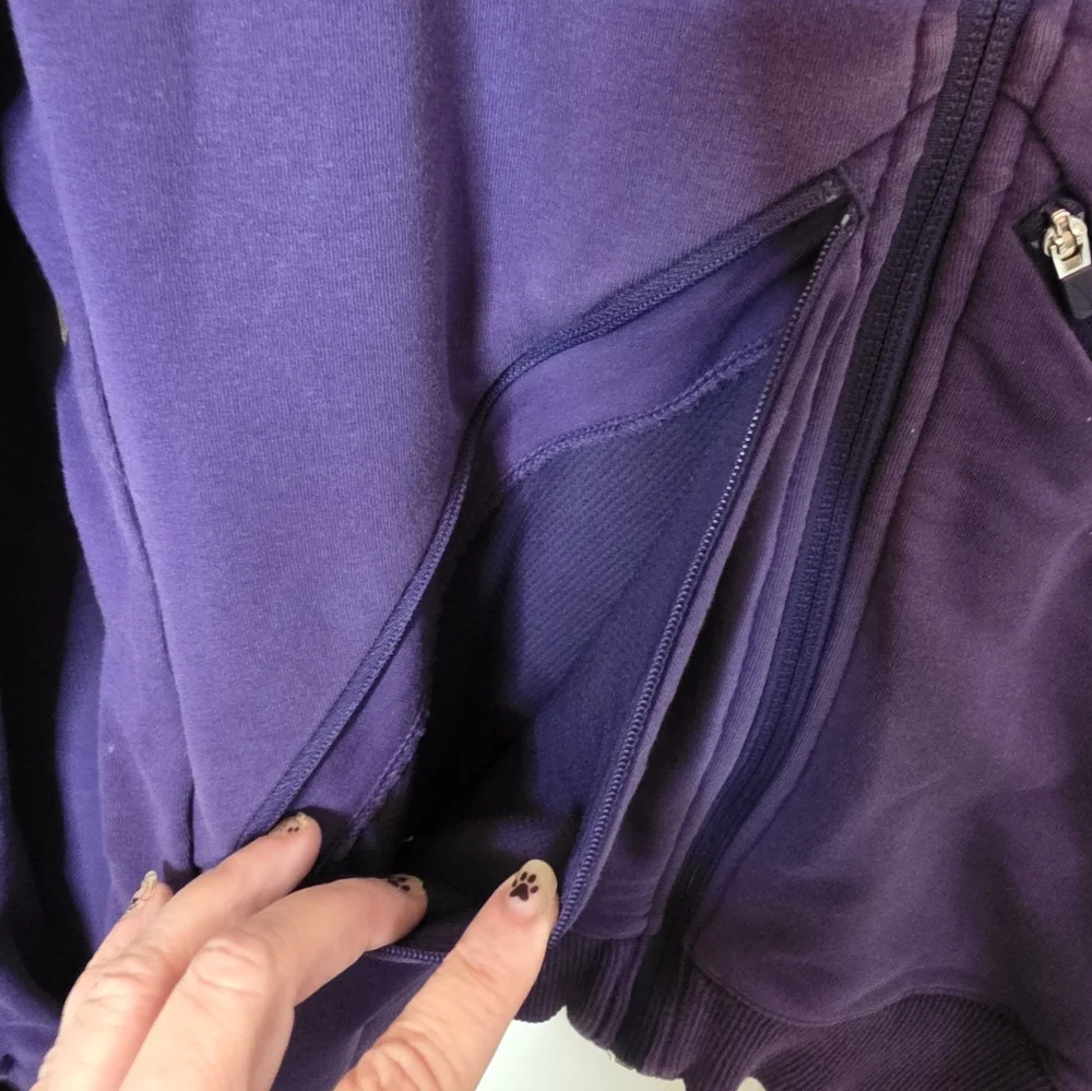 Nike Dri-Fit‎ Zip Up Hooded Activewear Jacket Thumb Holes Purple Size Medium